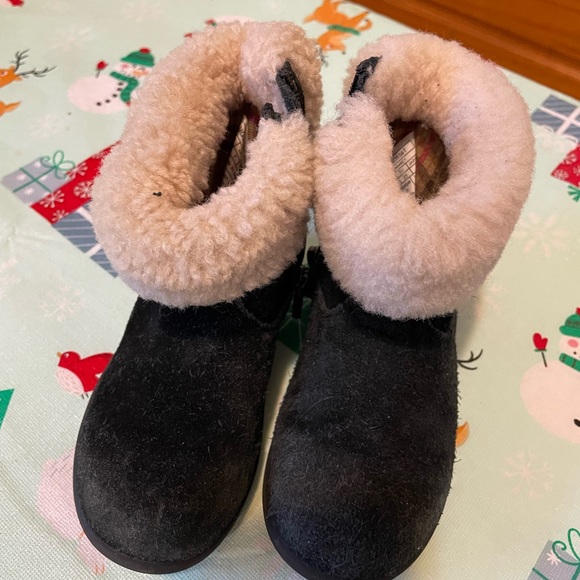 Black girl ugg boots - Picture 1 of 4